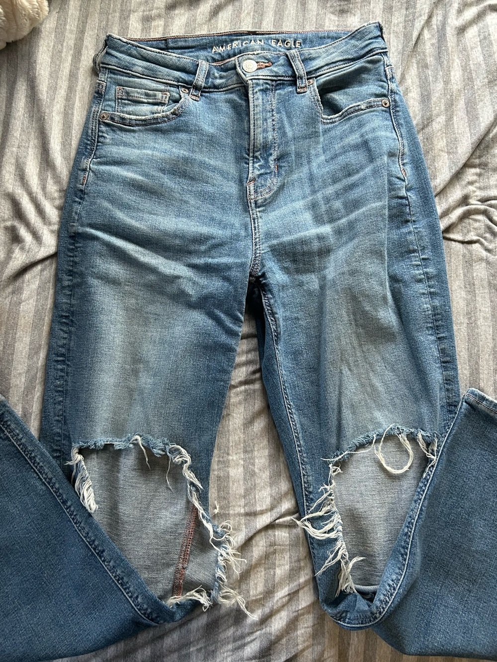 American Eagle Outfitters High-Rise Light Blue Distressed Mom Jeans